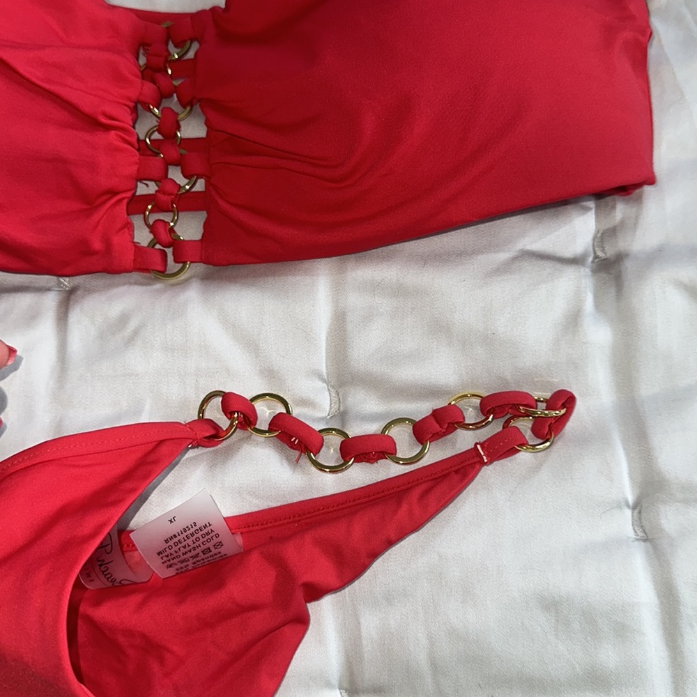 Beach Bunny, top and bottom swimsuit , size xl - Picture 5 of 7